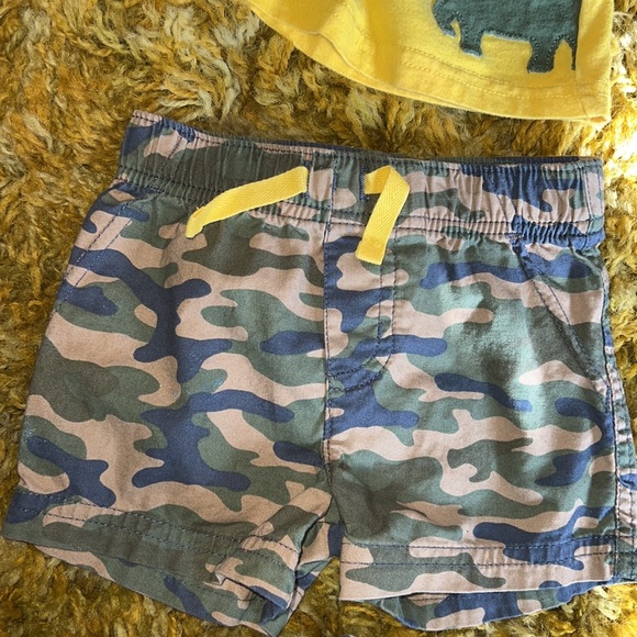 Baby boy 2 piece outfit size 3-6 months! - Picture 3 of 4